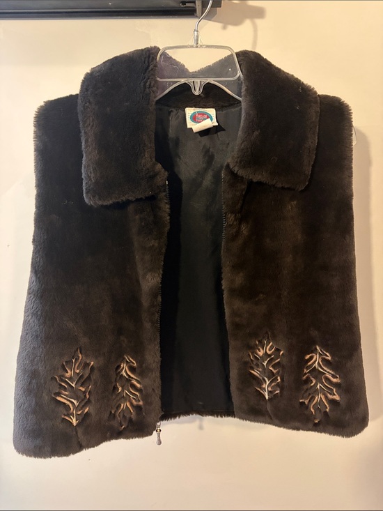 Threads on Threads Jackets & Blazers - Vintage Threads on Threads Brown Faux Fur Vest Leaf Embroidered Detail Zip Front